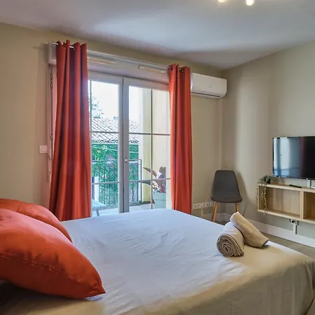 Au Celadon Parking Gratuit, Wifi, Terrasse, Piscine Carcassonne Exterior photo